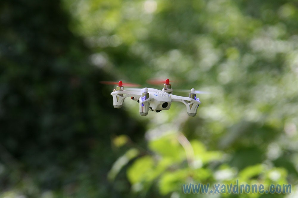 À quelle distance les drones peuvent-ils voler et que se passe-t-il  lorsqu'ils sont hors de portée ? - UASolutions Sàrl