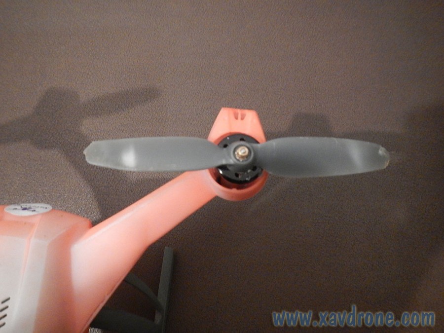 Comment mettre les hélices sur son drone
